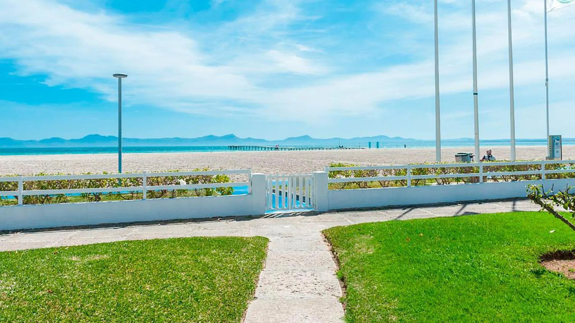 Oiza Blanca Arena New By Bebreeze Lägenhet Alcudia  Spanien